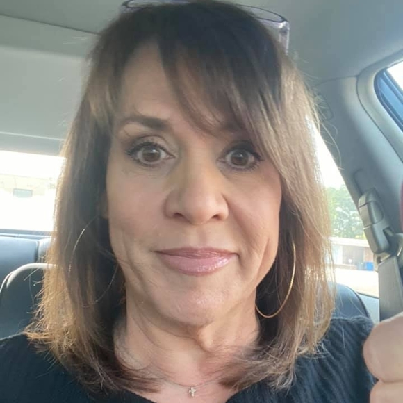 Profile Picture of Sharon Hunter (@sharonshunter) on Poshmark