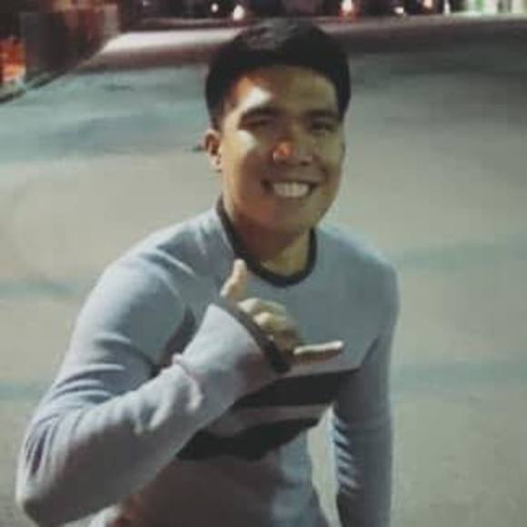 Profile Picture of Tristen Ondevilla (@tondevilla) on Poshmark