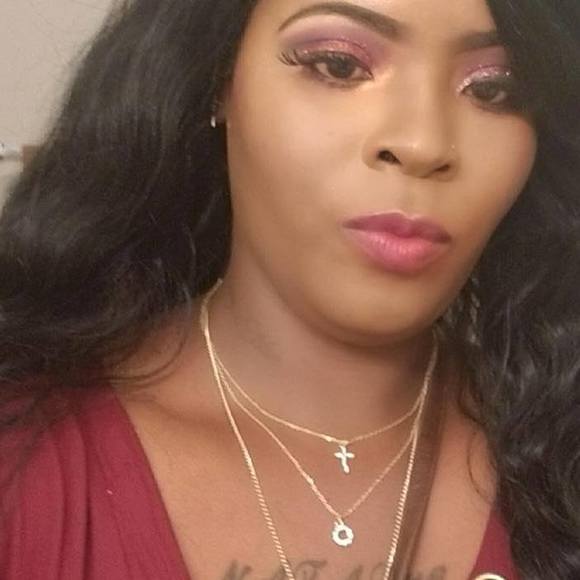 Profile Picture of Tasha Folse (@firechick34) on Poshmark