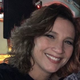 Profile Picture of Jodi Dixon (@dixonchic) on Pinterest