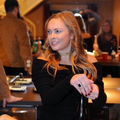 Profile Picture of Sarah Maloof (@smaloof8) on Twitter
