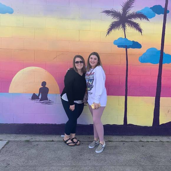 Profile Picture of Juli Roberts (@julir28) on Poshmark