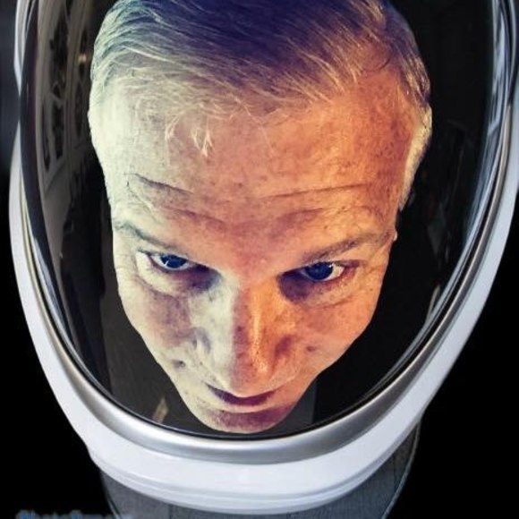 Profile Picture of Steve Sutherland (@sdsuth) on Poshmark