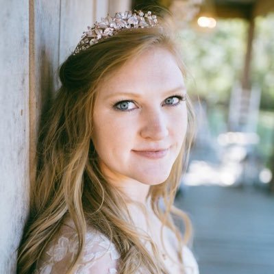 Profile Picture of Claire Blevins (@clairecanarsie) on Twitter