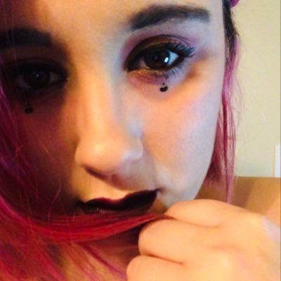 Profile Picture of Sister Liv (@LoriWes44489053) on Twitter