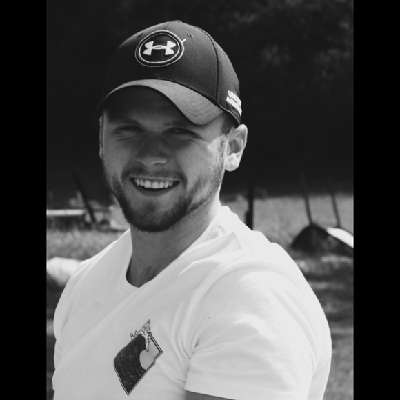 Profile Picture of Jake Hunkins (@jakehunkins44) on Poshmark