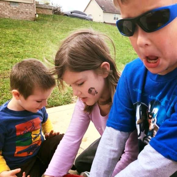 Profile Picture of Elesha Pelfrey (@eleshapelfrey) on Poshmark