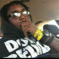 Profile Picture of Edward McCray (@EdwardMcCray18) on Twitter