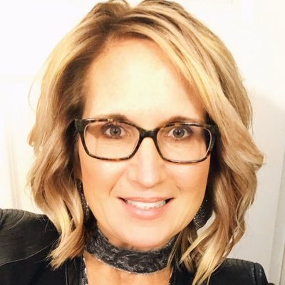 Profile Picture of Jennifer McDonald (@JenLCChamber) on Twitter