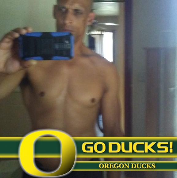 Profile Picture of Cory Graham (@corygraham460) on Poshmark
