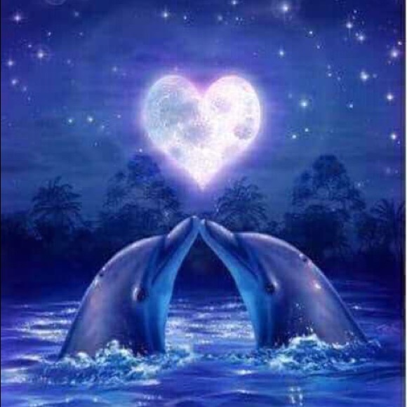 Profile Picture of Maria Silva (@marylu693) on Poshmark