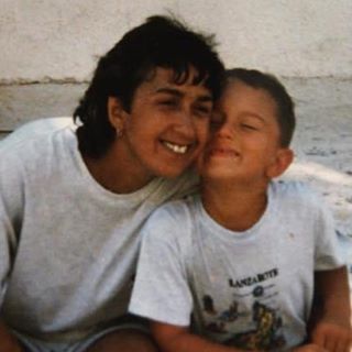 Profile Picture of Ellis James Embery (@ellijlinney) on Facebook