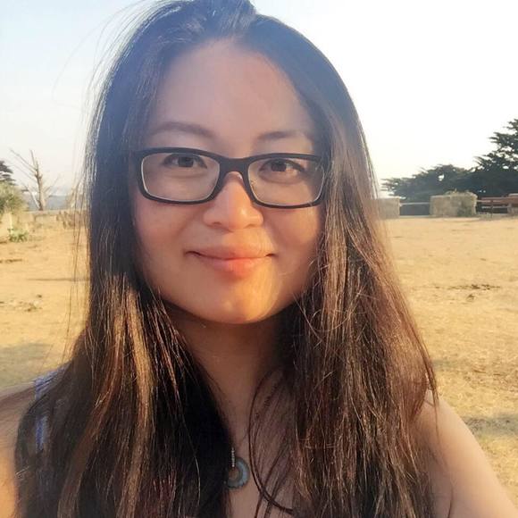 Profile Picture of Yi Yin (@yinyi8903) on Poshmark