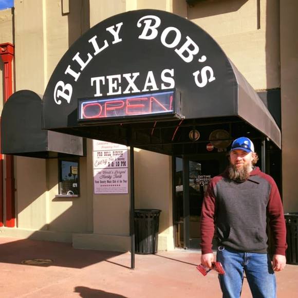 Profile Picture of Mark Zotti (@markmzotti) on Poshmark