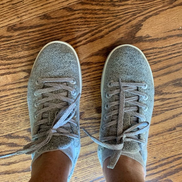 Profile Picture of Mary Fallot (@pepper21925) on Poshmark