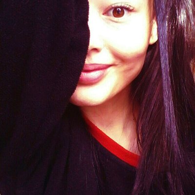 Profile Picture of Julie Davidson (@micky3110) on Twitter