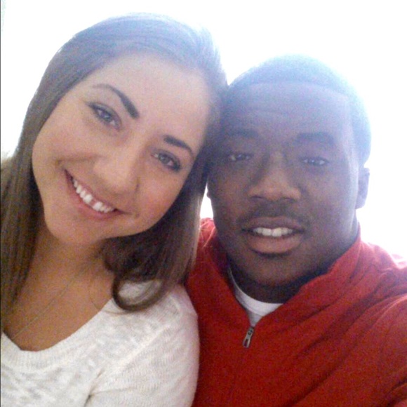 Profile Picture of Rachael Alterio (@realterio) on Poshmark