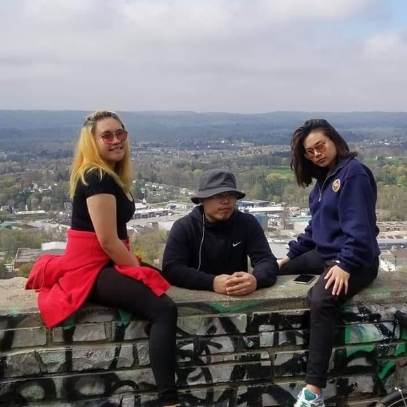 Profile Picture of Jenely Blazo (@jenely_03) on Poshmark