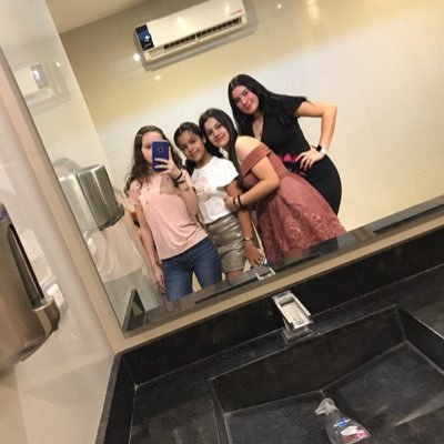 Profile Picture of Zoe Lugo (@ZoeLugo8) on Twitter