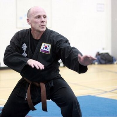 Profile Picture of Alan Hood (@alan_alanhood) on Twitter
