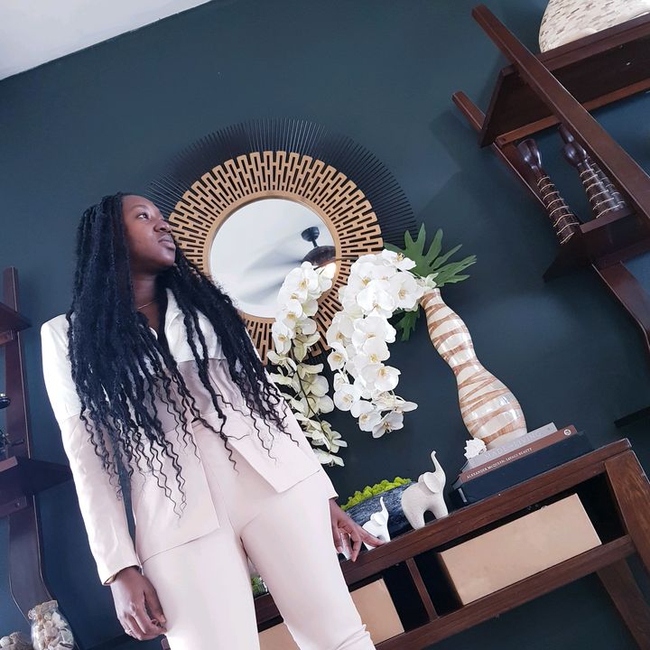 Profile Picture of Whitney (@whitneybalfour) on Tiktok