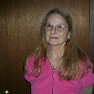 Profile Picture of Suzanne Chilton (@SuzanneChilton) on Twitter