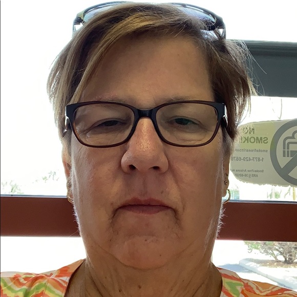 Profile Picture of Debbie Wilson (@dawils2) on Poshmark