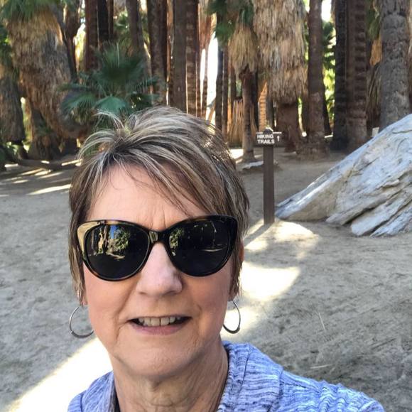 Profile Picture of Rosalie Soloth (@rsoloth) on Poshmark