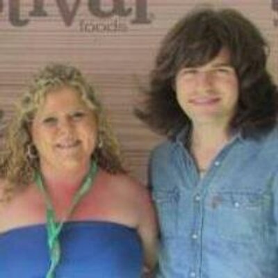 Profile Picture of Betsy Lequia (@BetsyLequia) on Twitter