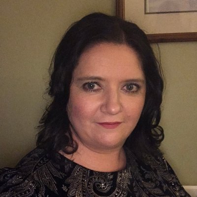 Profile Picture of Louise Diamond (@LouiseDiamond20) on Twitter