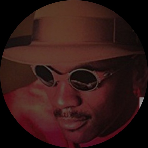 Profile Picture of Raphael Silva (@raphain) on Poshmark