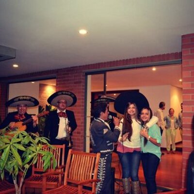 Profile Picture of Isabel Palacio (@isabelpalacio5) on Twitter