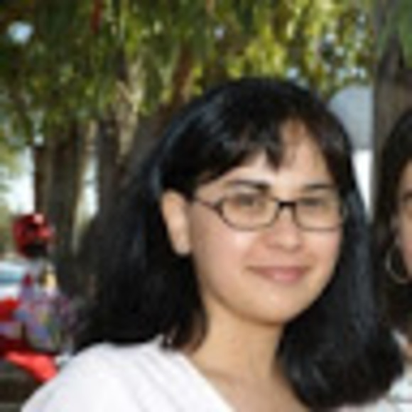 Profile Picture of Becky Fukumoto (@beckyfukumoto) on Poshmark