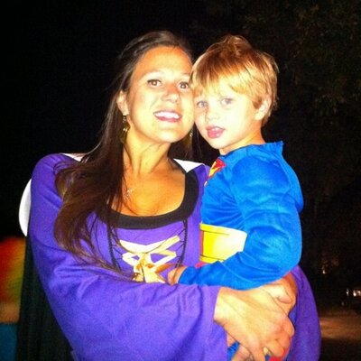 Profile Picture of Angie Hubbard (@bleusmom) on Twitter