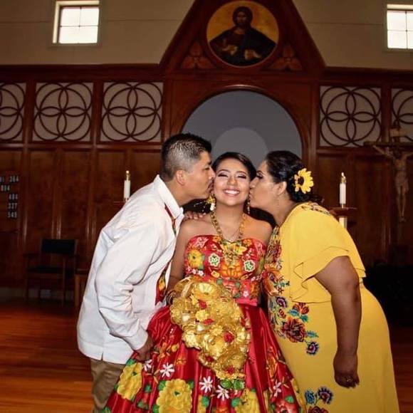 Profile Picture of Gemma Bello (@gemmabello336) on Poshmark