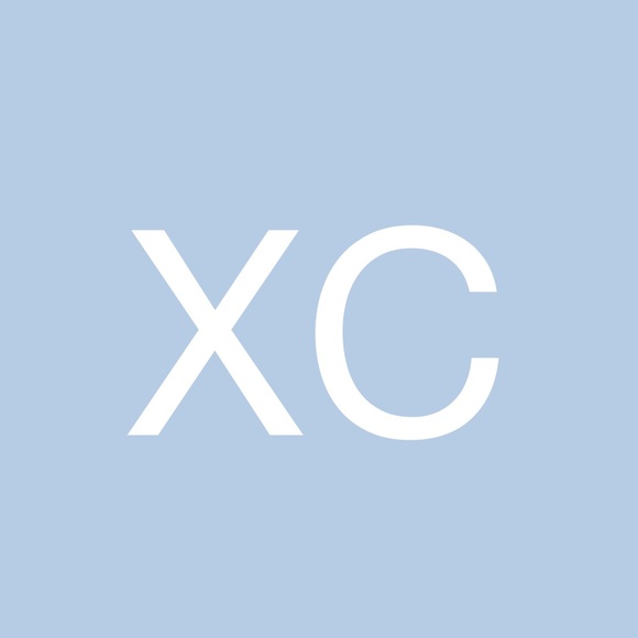 Profile Picture of Xabiba Caddey (@xabibacaddey) on Poshmark