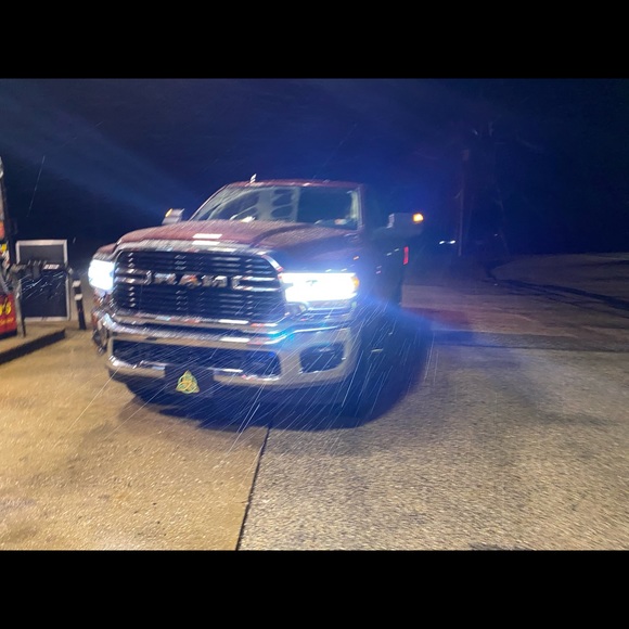 Profile Picture of Asher Khan (@asher_khan) on Poshmark