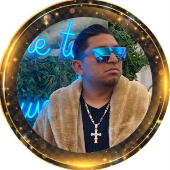 Gussie Guevara - Poshmark Profile Picture of Gussie Guevara (@gussieguevara) on Poshmark