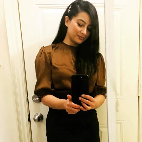 Profile Picture of Rachna Anand (@rachnaanand) on Poshmark