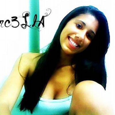 Profile Picture of Marcella Serpa (@Marc3lLa_) on Twitter