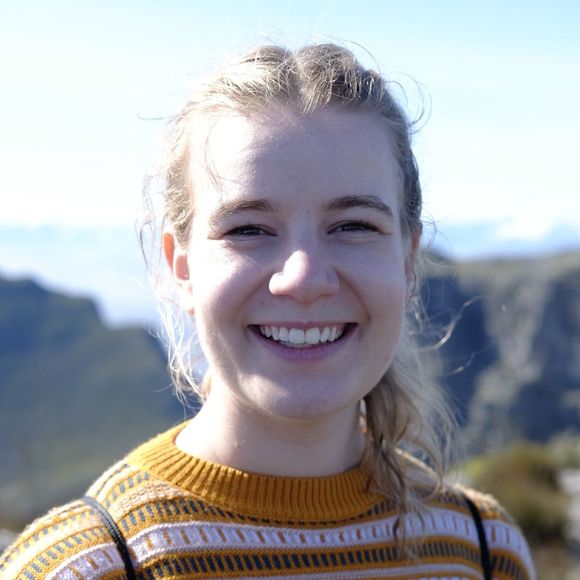 Profile Picture of Claudia Cadranel (@claudiacadranel) on Poshmark