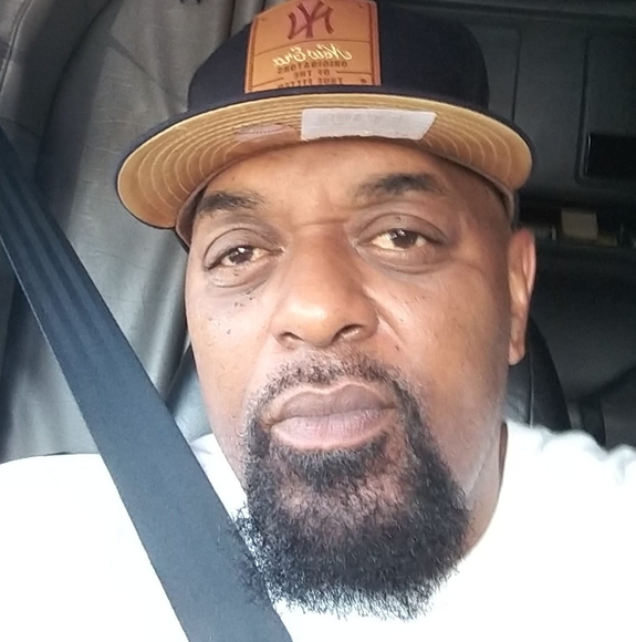 Profile Picture of Robert Purnell (@asapurnell) on Poshmark