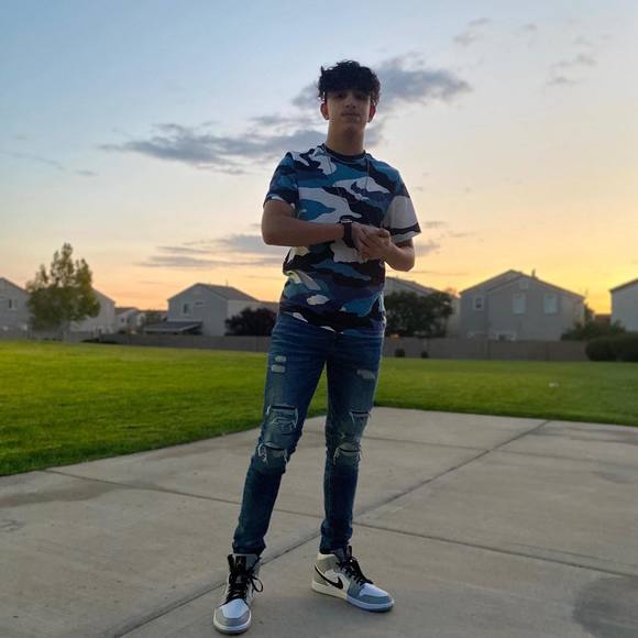 Profile Picture of Joaquin Ramos (@joaquinramos390) on Poshmark