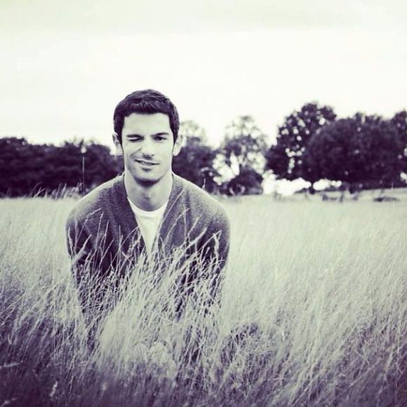 Profile Picture of Luc Flamini (@evolve_viii) on Poshmark