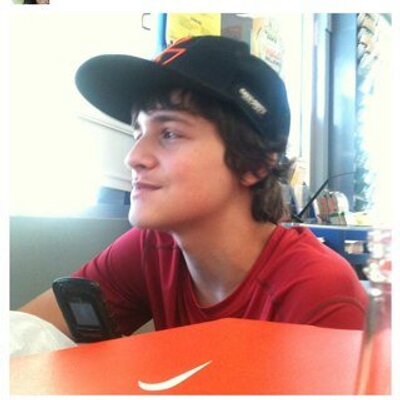 Profile Picture of Nick Ison (@IsonNick) on Twitter