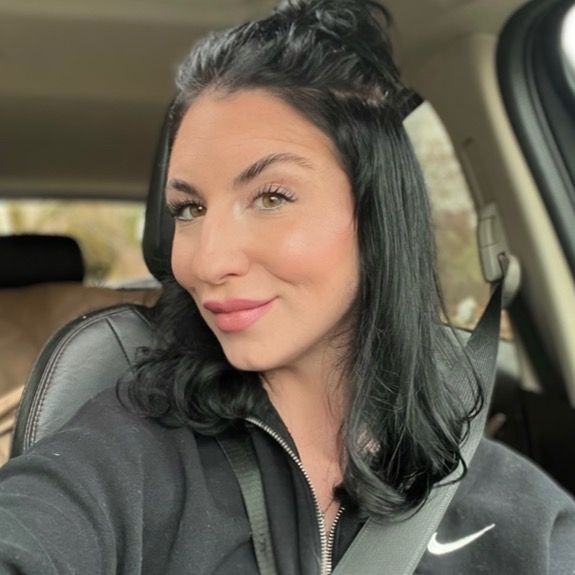 Profile Picture of Amanda Mercer (@amandaleemercerr) on Tiktok