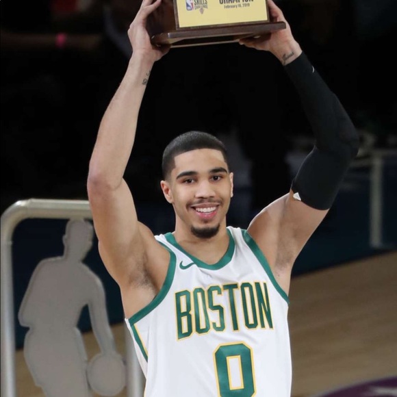 Profile Picture of Alexander Esposito (@zander112) on Poshmark