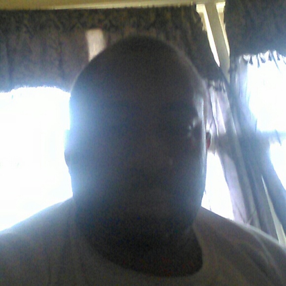 Profile Picture of Antonio Mccray (@mccray1) on Poshmark