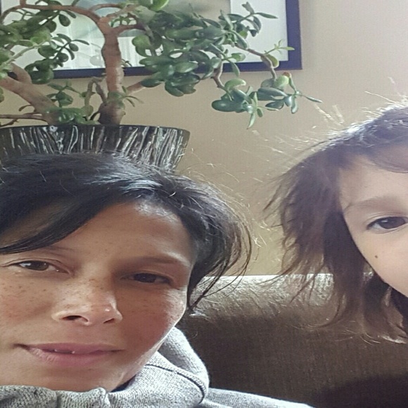 Profile Picture of Claire Stillman (@mcstillman) on Poshmark