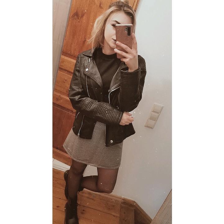 Profile Picture of rebecca mohr (@@rebecca4mohr) on Tiktok